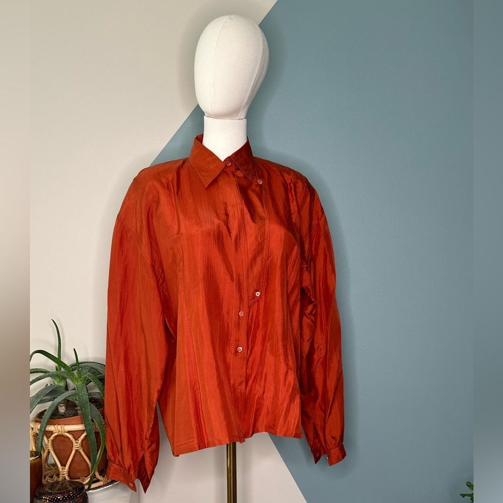 Vintage Yessica by C&A 100% Silk Rust Orange Asymmetrical Button Blouse (US 12) - Picture 2 of 14